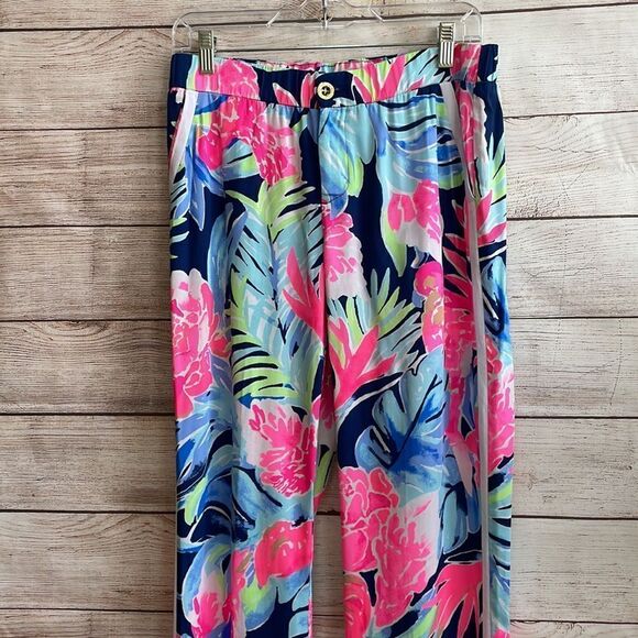 LILLY PULITZER MADEIRA PANTS IN HIGH TIDE NAVY TROPICOLADA - Picture 2 of 5